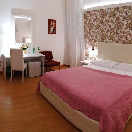 B&B Abatjour - Ambiente Sanificato - Test Antilegionella Assolto Foggia Exterior foto