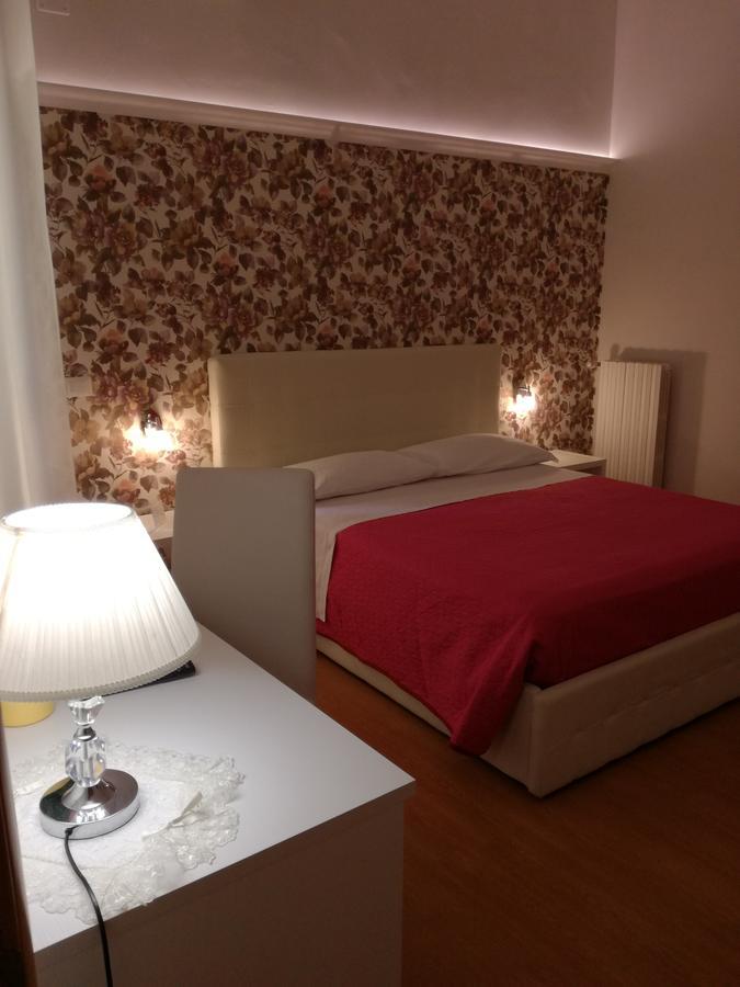 B&B Abatjour - Ambiente Sanificato - Test Antilegionella Assolto Foggia Exterior foto