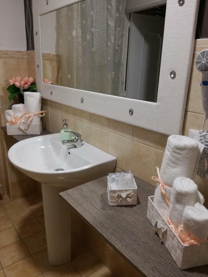 B&B Abatjour - Ambiente Sanificato - Test Antilegionella Assolto Foggia Exterior foto