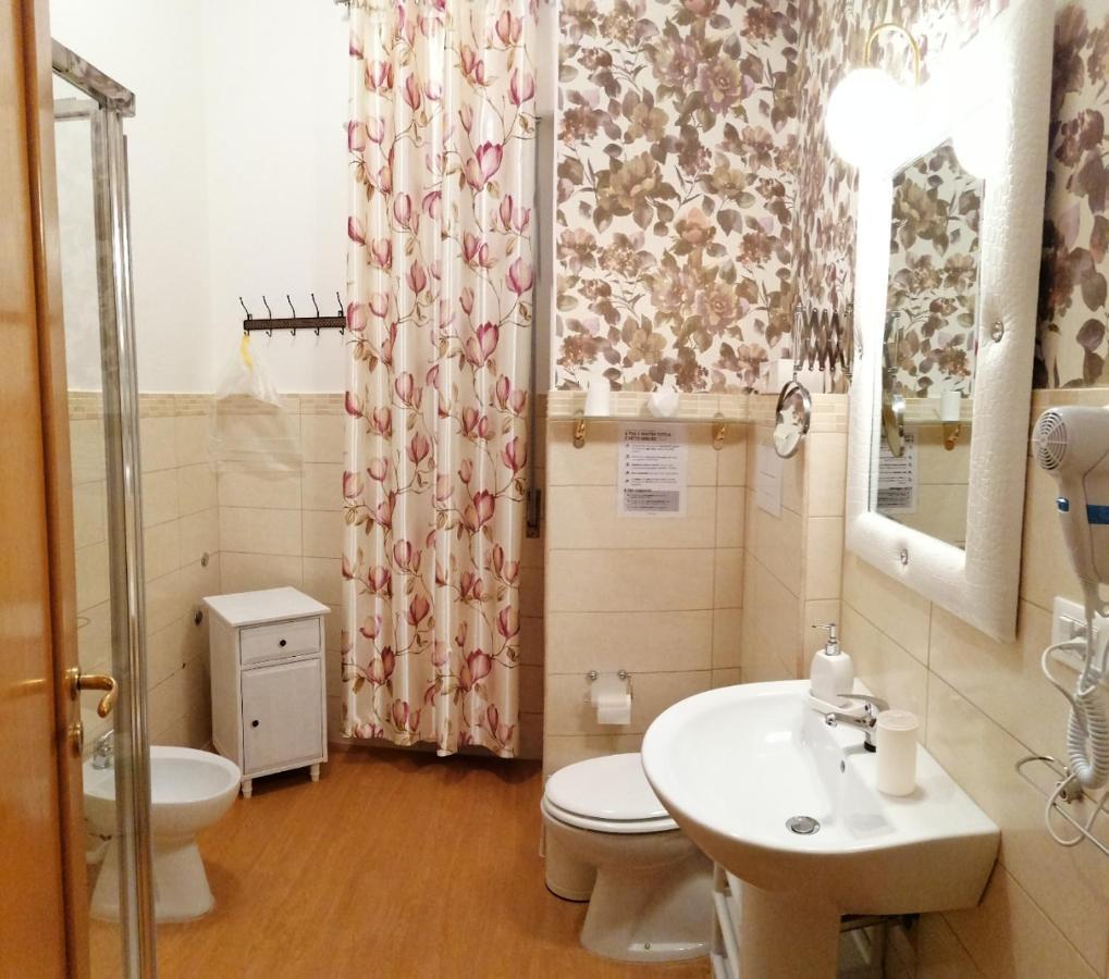 B&B Abatjour - Ambiente Sanificato - Test Antilegionella Assolto Foggia Exterior foto